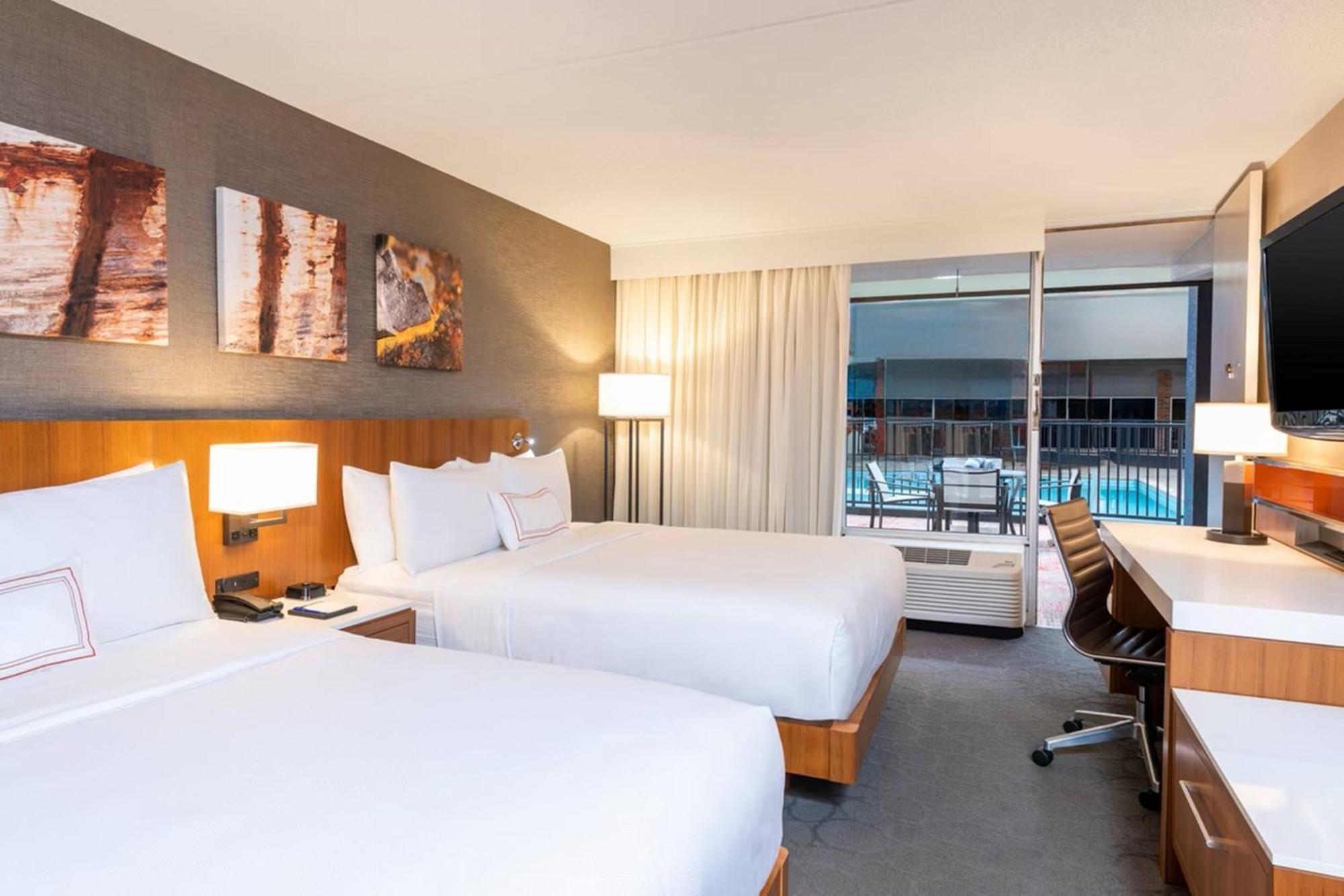 Sonesta Hotel Grand Rapids Airport Kentwood Екстер'єр фото
