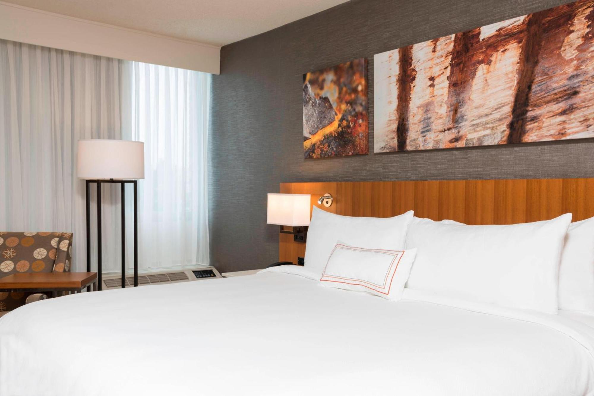 Sonesta Hotel Grand Rapids Airport Kentwood Екстер'єр фото