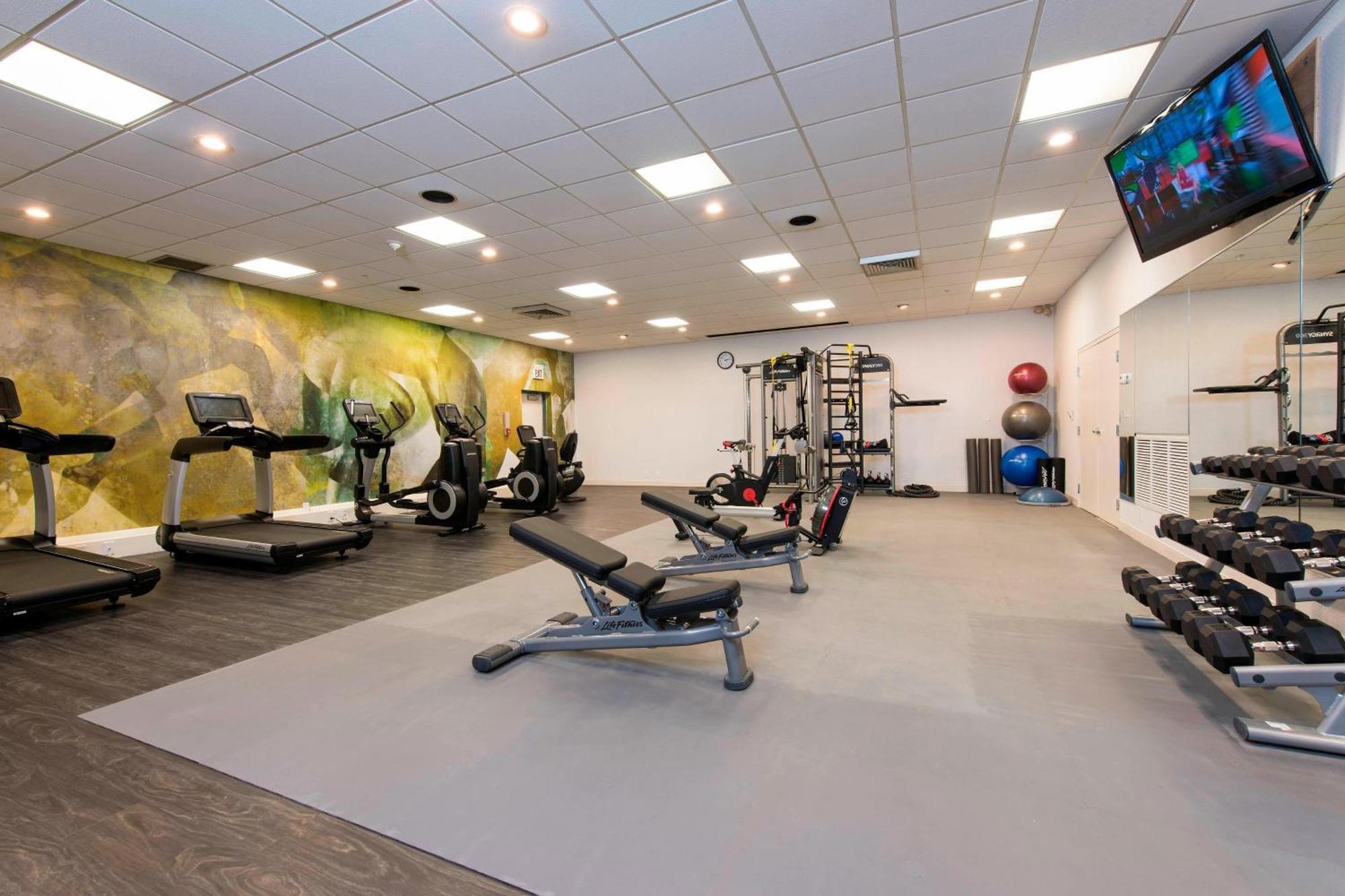 Sonesta Hotel Grand Rapids Airport Kentwood Екстер'єр фото