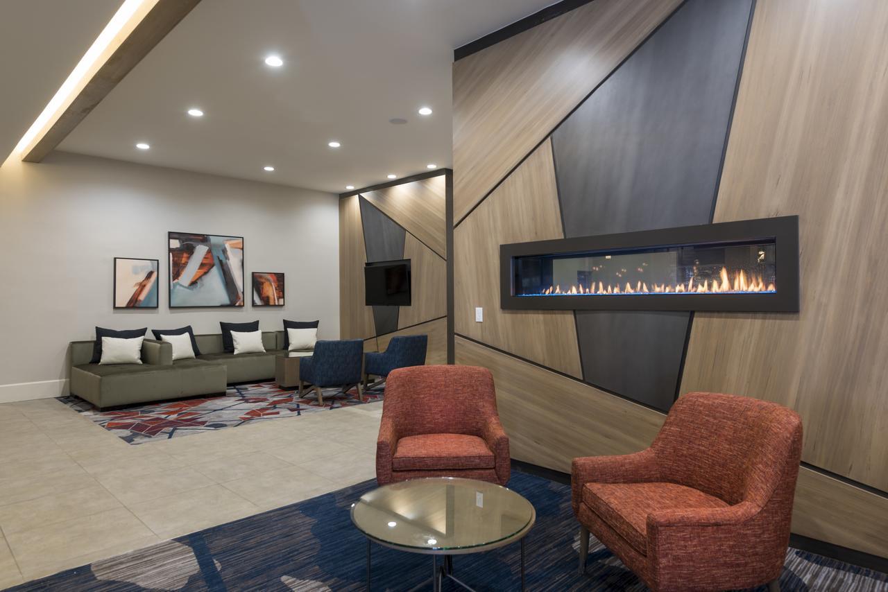 Sonesta Hotel Grand Rapids Airport Kentwood Екстер'єр фото